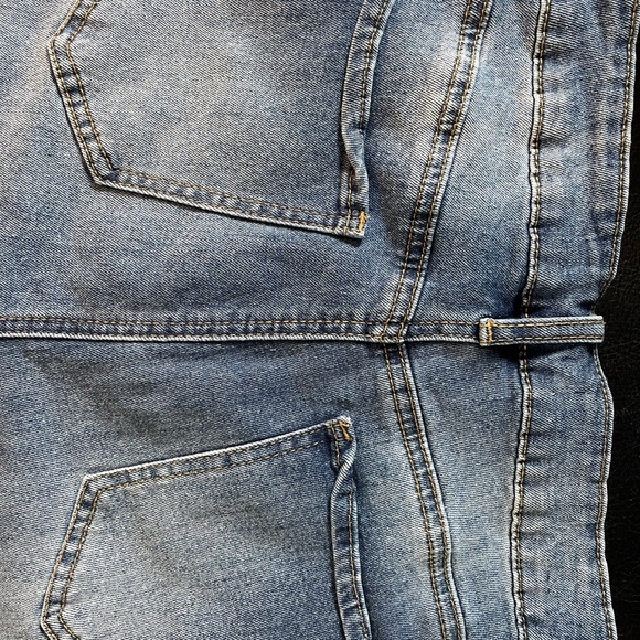 Madden NYC Wide Flare Jeans - Picture 3 of 5